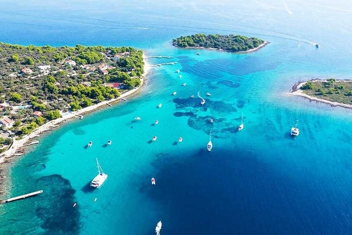 Swimming and snorkeling adventure to Blue Lagoon Croatia - Photo 1 of 10