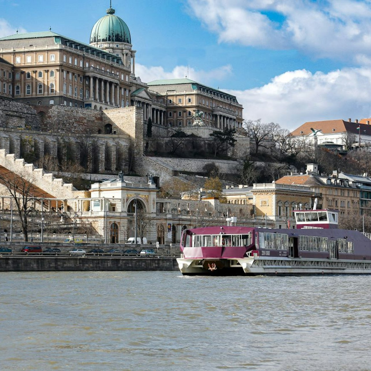 Budapest: Sightseeing Cruise From Buda + Audio guide - Photo 1 of 7