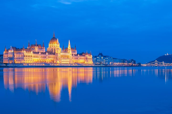 House of Parliament at blue hour 