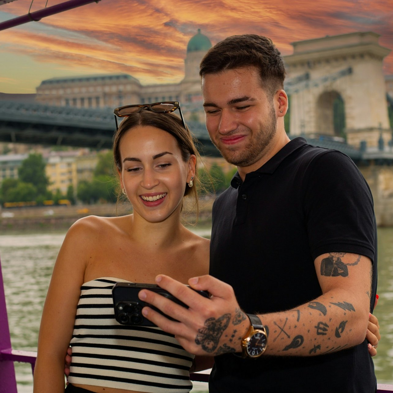 Budapest: Downtown Sightseeing Cruise Tour - Photo 1 of 7