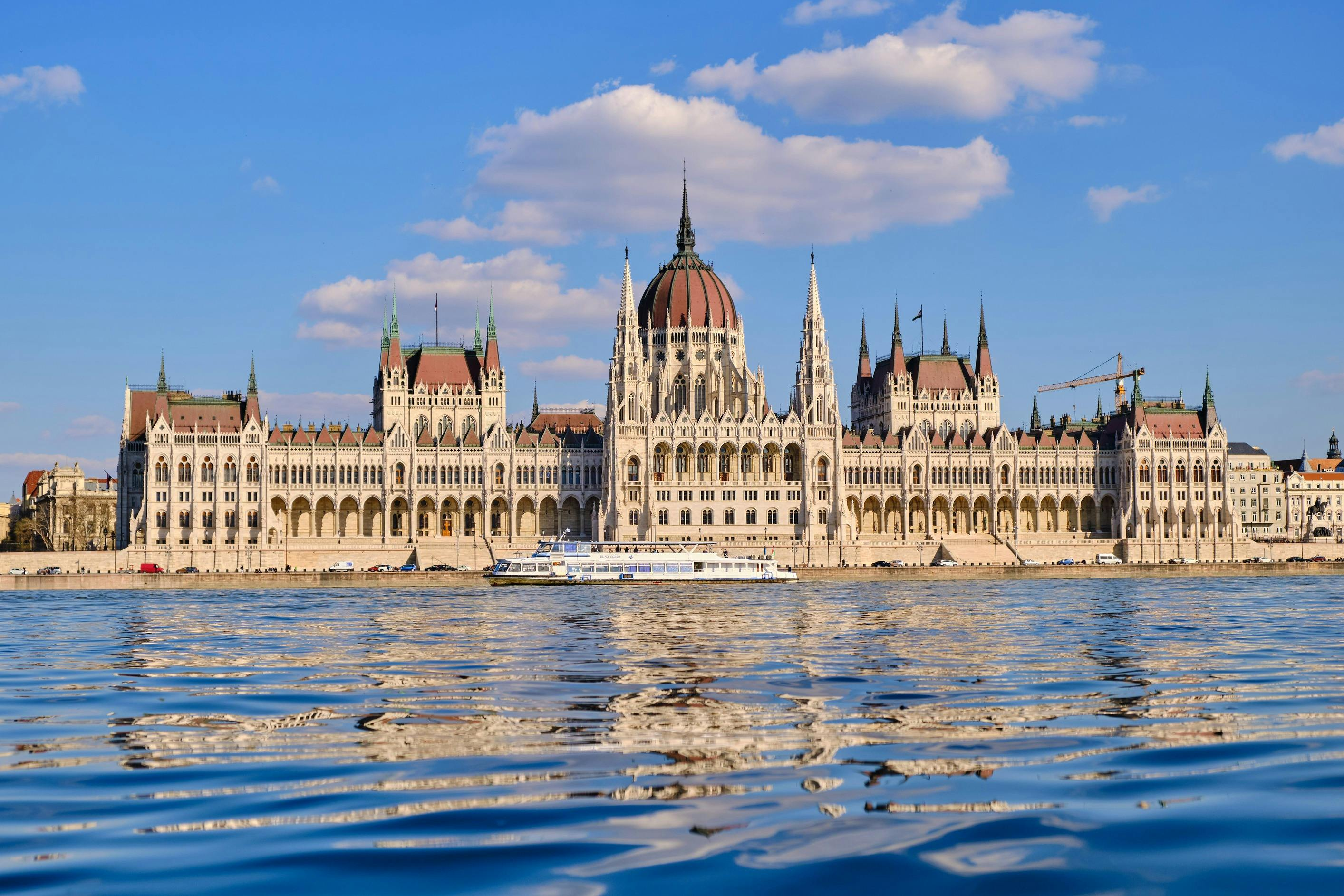Budapest: Hop-on Hop-off Sightseeing Cruise + Audio Guide + 1 Drink - Photo 1 of 5