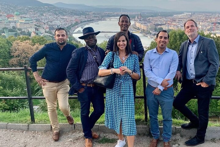 Budapest's Highlights- Half Day Tour - Photo 1 of 4