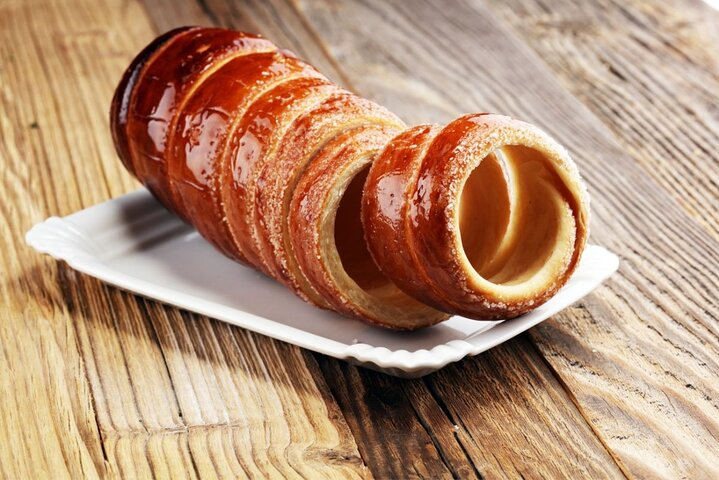 Chimney Cake Workshop Budapest Downtown - Kürtőskalács Class - Photo 1 of 23