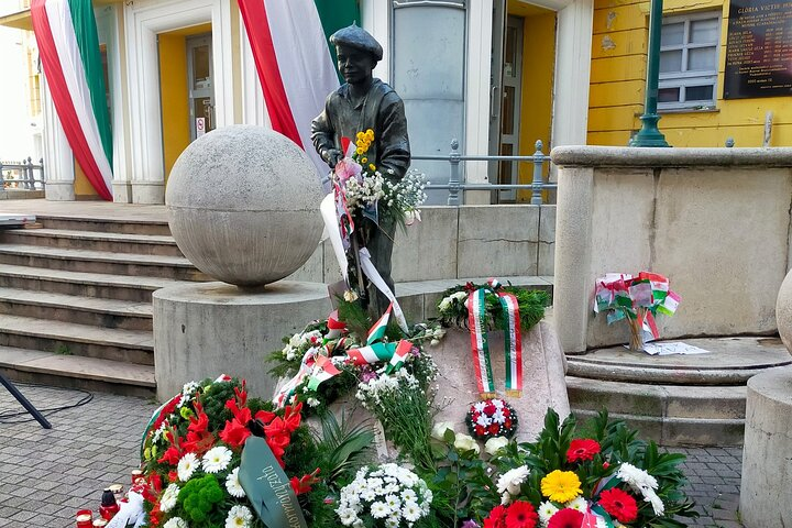 Free tour of Buda Castle  - Photo 1 of 9