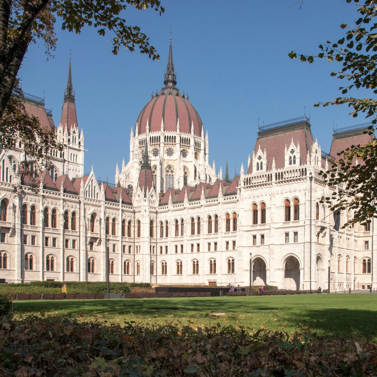 Grand City Tour - Photo 1 of 5