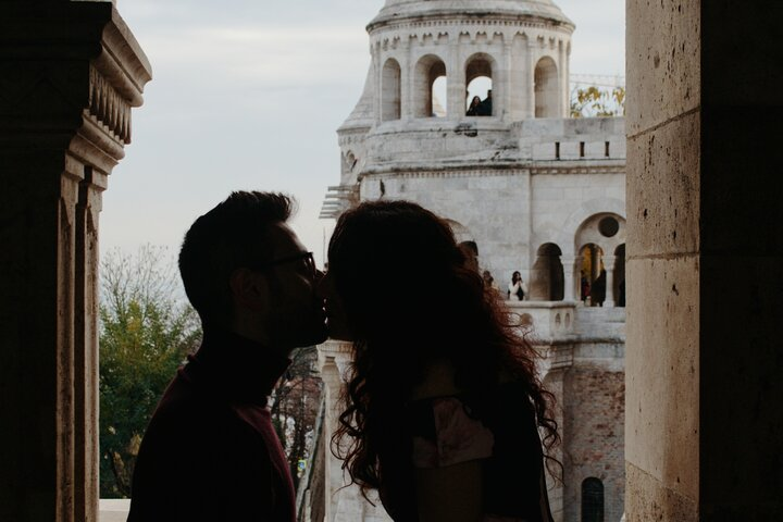 Photoshoot in Budapest most amazing spots - Photo 1 of 9