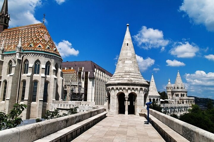 Private Buda Castle and Jewish Heritage tour by car - Photo 1 of 7