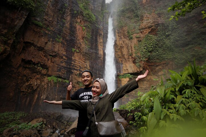1 Day - Tumpak Sewu, Kapas Biru Waterfall, Goa Tetes cave* Tour // 07:30 - 17:00 - Photo 1 of 14
