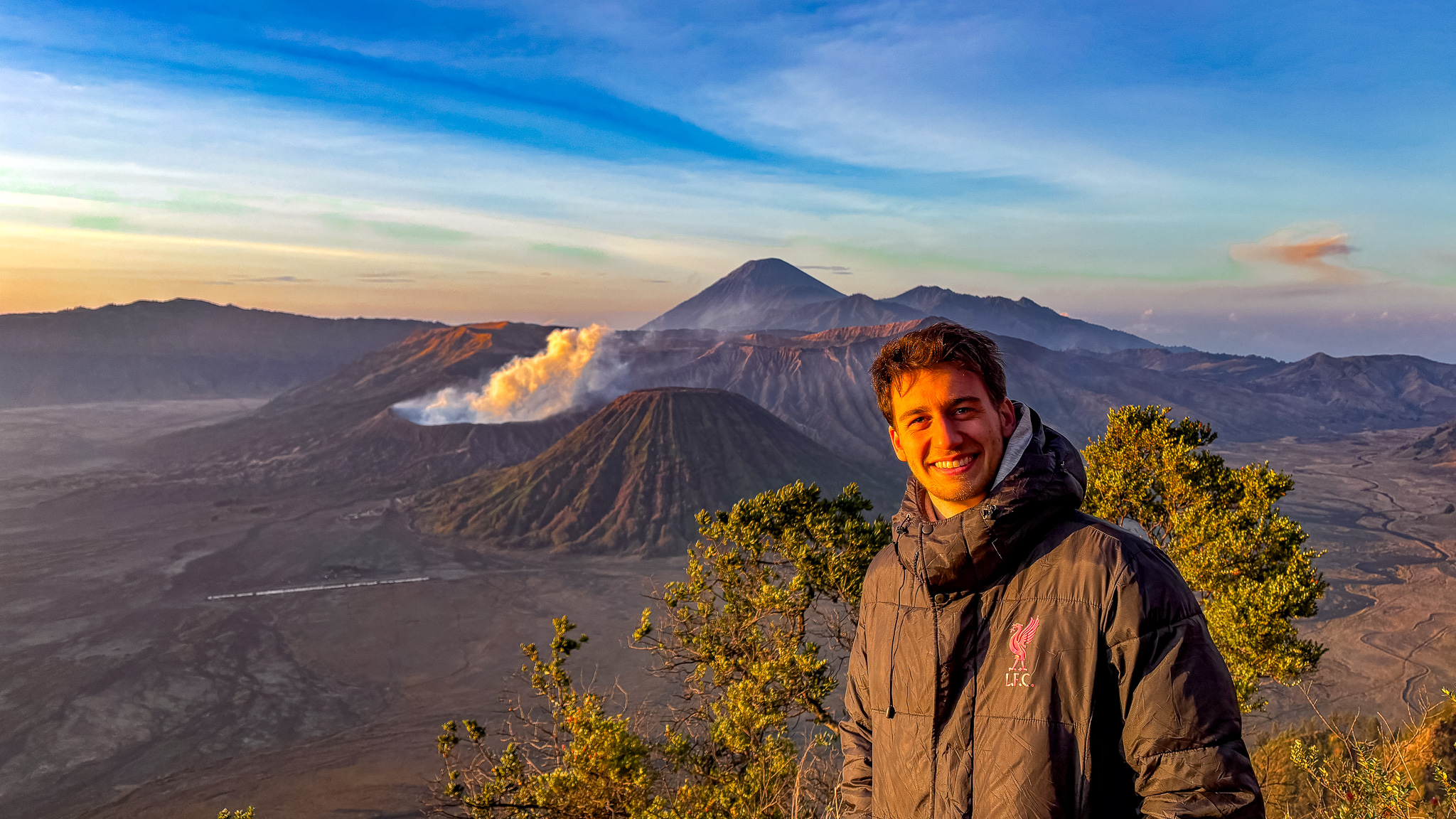 2天1夜布罗莫火山日出之旅（泗水出发） - Photo 1 of 5