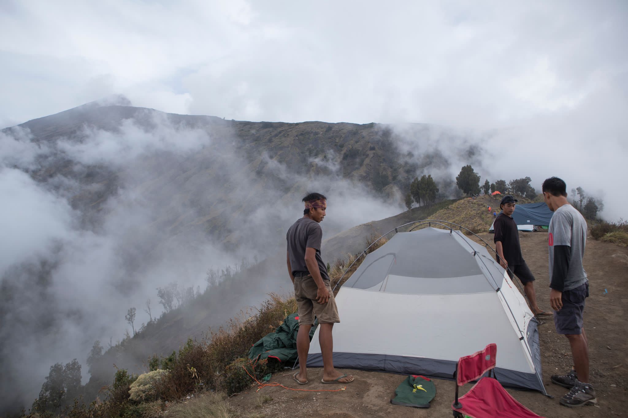 2D1N Mount Rinjani Crater Rim Trekking Tour - Photo 1 of 10