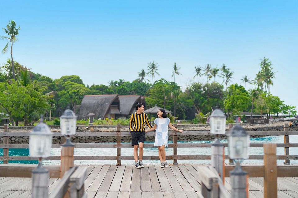 Ancol Entrance Gate - Photo 1 of 6