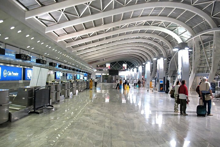 Bali Airport to/from Sanur, Nusa Dua, Jimbaran and Uluwatu - Photo 1 of 21