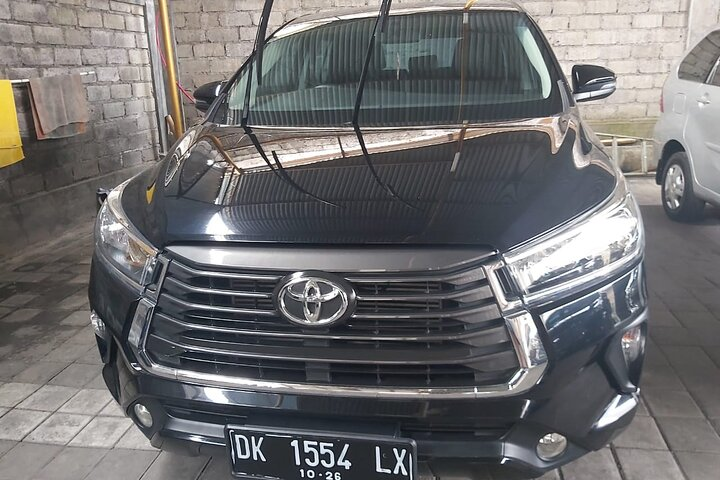 Toyota Innova Rebon