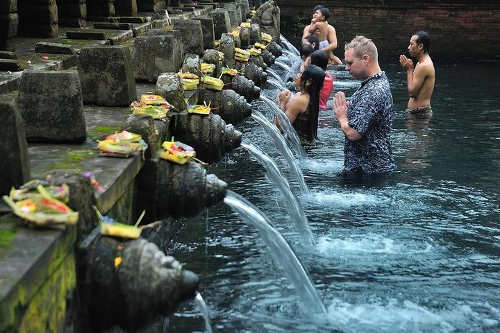 tirta empul temple