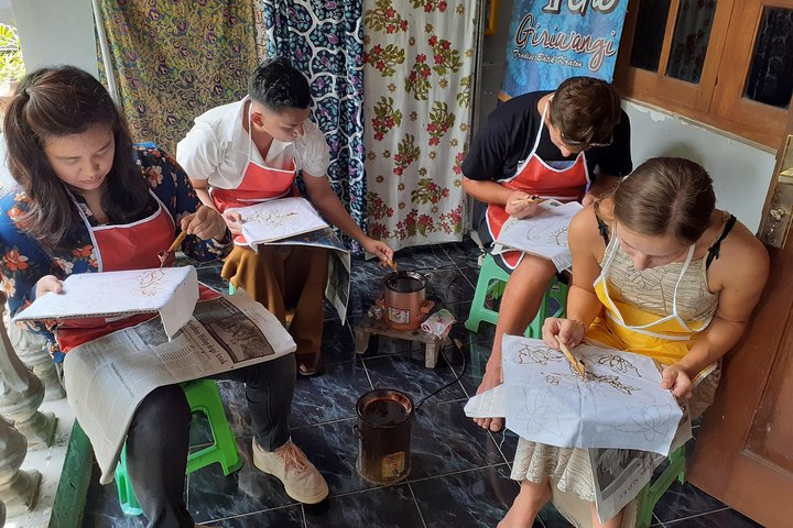 Experience the intricate art of Batik in a serene setting surrounded by rich cultural heritage as you create unique pieces to take home just steps away from the stunning Prambanan temple.