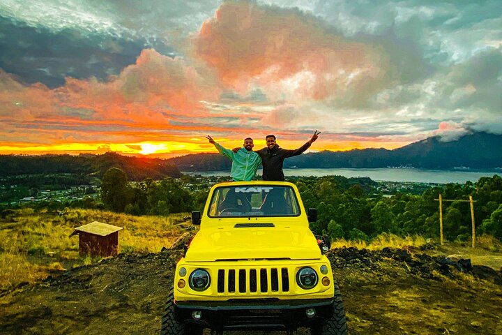 Volcano Jeep Tour