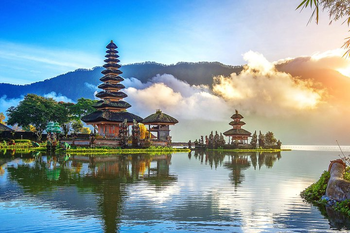 Ulun Danu Beratan Lake Temple