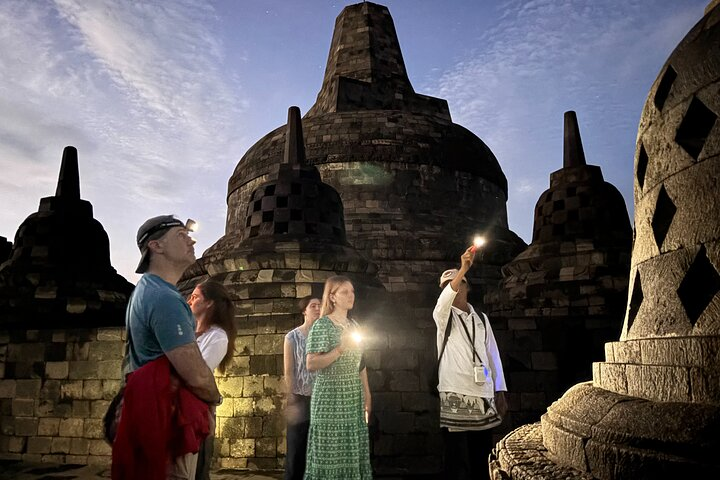 borobudur sunrise on top temple structure
