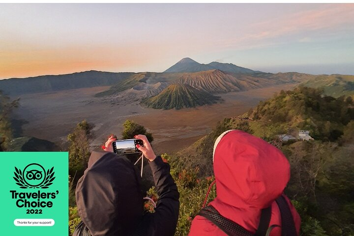 Bromo Sunrise Tours via Surabaya - Photo 1 of 3