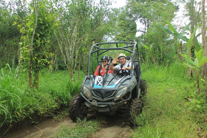 バギー運転 - Photo 1 of 2