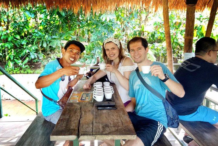 coconut wine and coffee safary tour - Photo 1 of 10