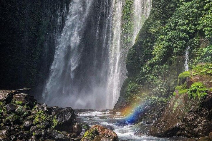 Mount Rinjani package 3D-2N - Photo 1 of 4