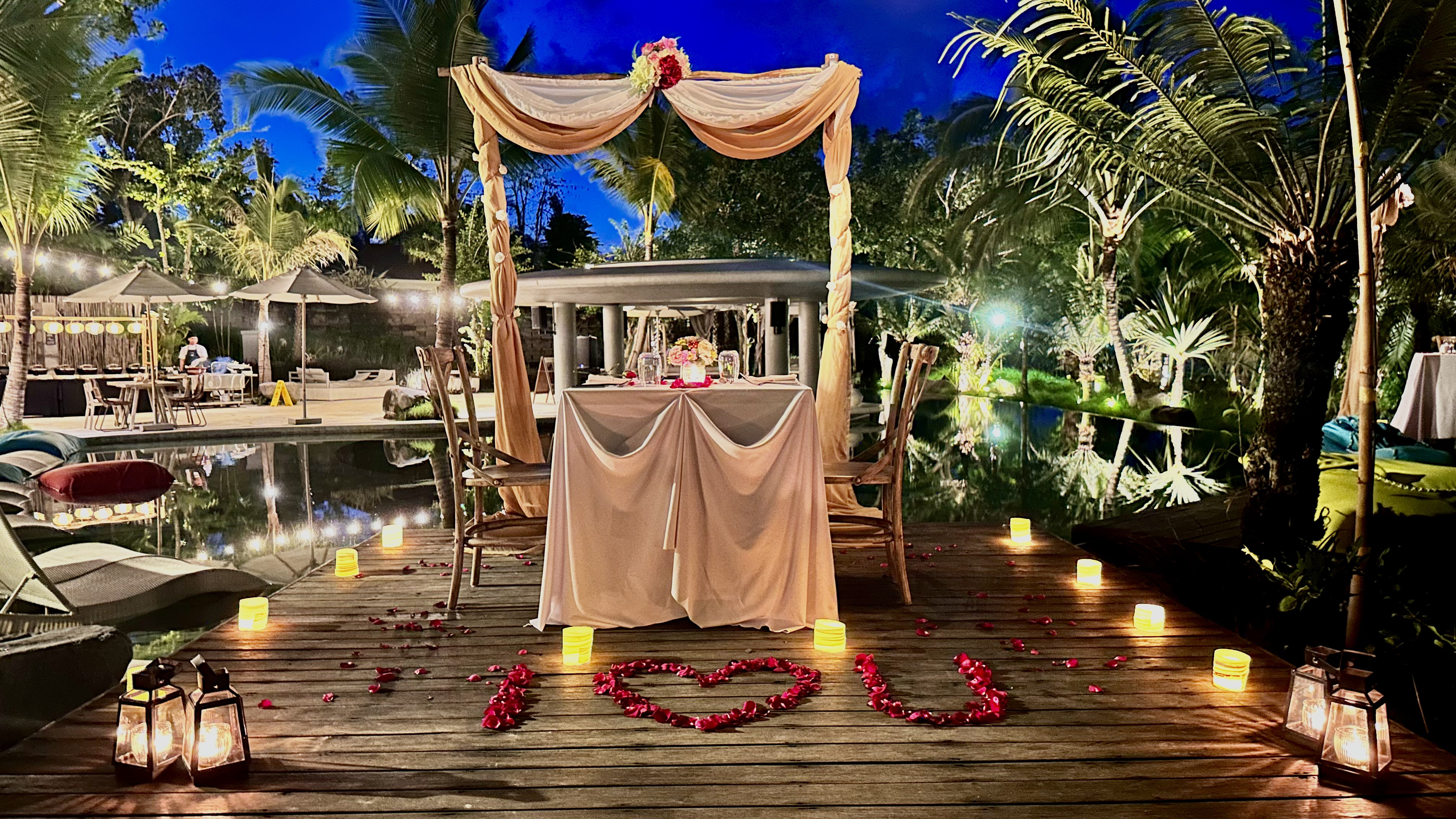 Dining Experience at Cross Bali Breakers Jimbaran - Photo 1 of 10