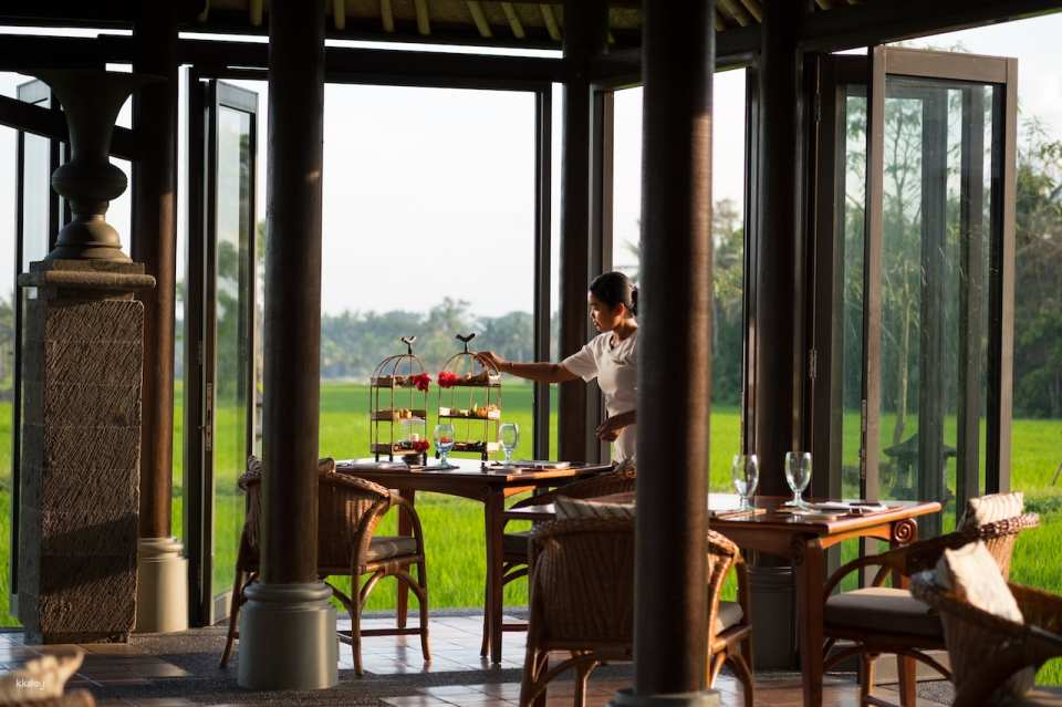 Exclusive Dining Experiences at Tanah Gajah | Picnic Lunch, Romantic Picnic on the Boat, Rice Paddy Romance Dinner, Elephant Gate Romance Dinner and Kecak Dance & The Art of Royal Balinese Dinner - Photo 1 of 10