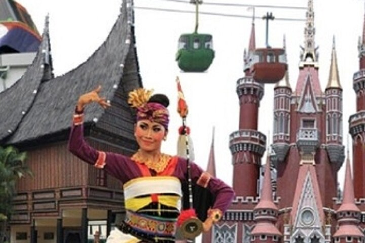 Guided Sightseeing Tour from Jakarta - Photo 1 of 4