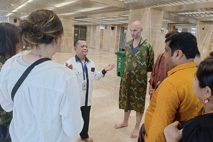 Jakarta Half Day Shared Guided Tour Visit Monument and Old Town - Photo 1 of 11