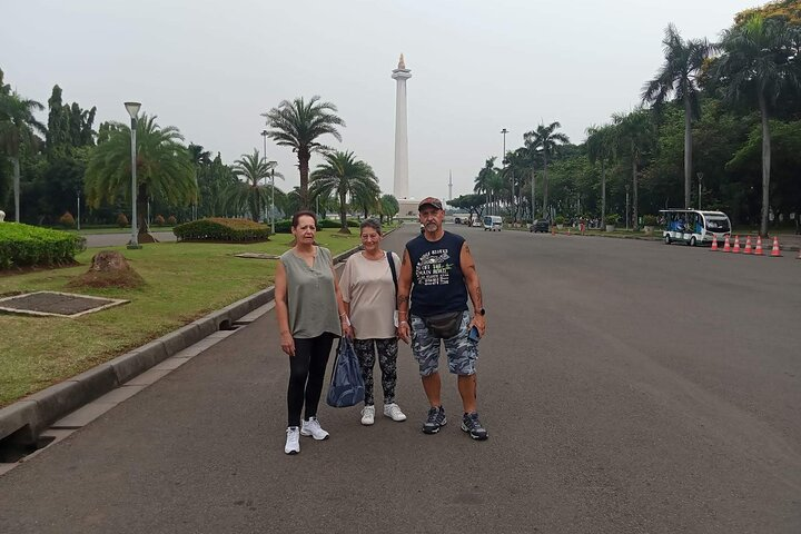 Capture unforgettable moments with friends at iconic landmarks taking in the lush greenery and historical sites that make Bandung a must-visit. Every corner invites exploration and social sharing.