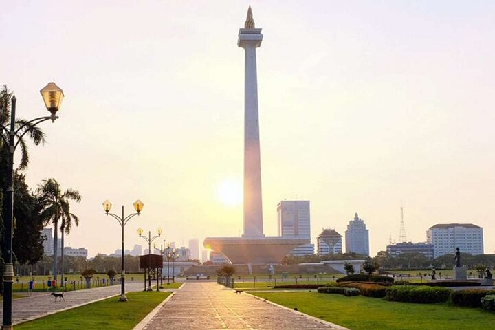 Jakarta Private Tour Multi Language ( With Lunch ) - Photo 1 of 6