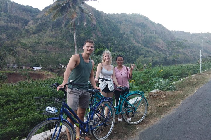 Bicycle tour with countryside