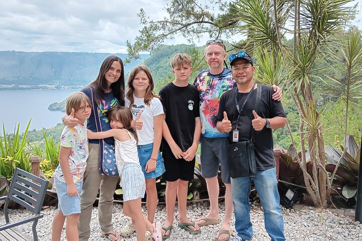 Medan-Lake Toba 1 Day. - Photo 1 of 7