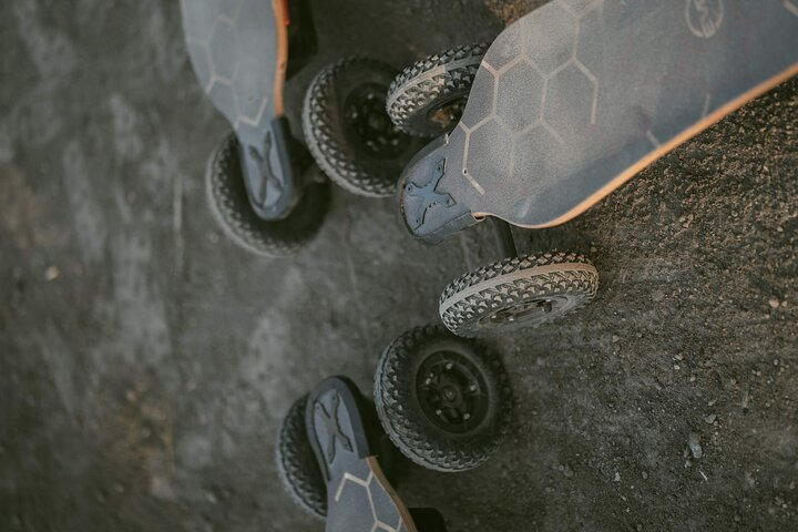 Off Road Electric Skateboarding in Jalan Kelapa - Photo 1 of 4