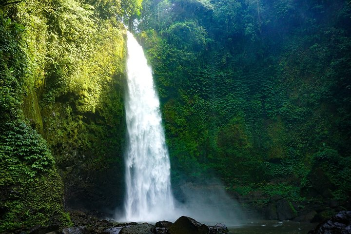Nungnung waterfall