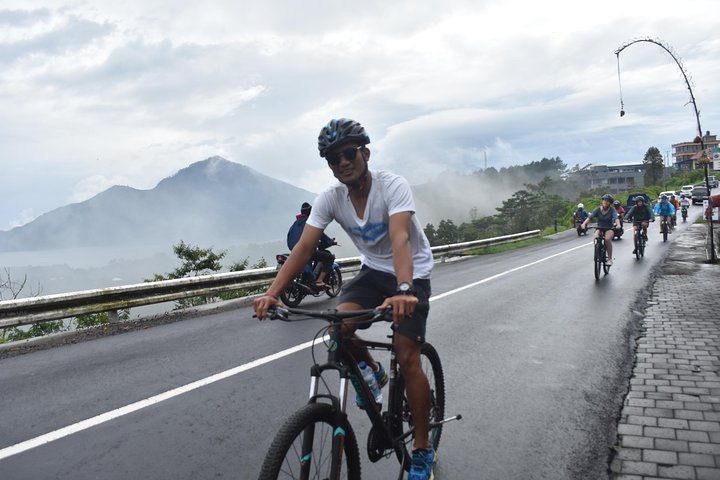 Cycling adventure start from Kintamani Highland 