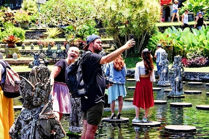 the guest enjoy the moment