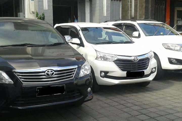 Explore Batam with a private vehicle and driver offering flexibility and comfort to discover the island's beaches temples and shopping spots at your leisure. Perfect for groups of up to 15.