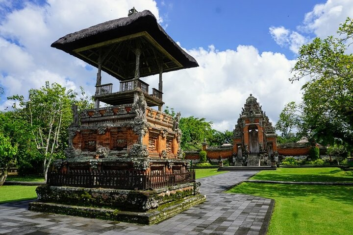 Taman Ayun Temple