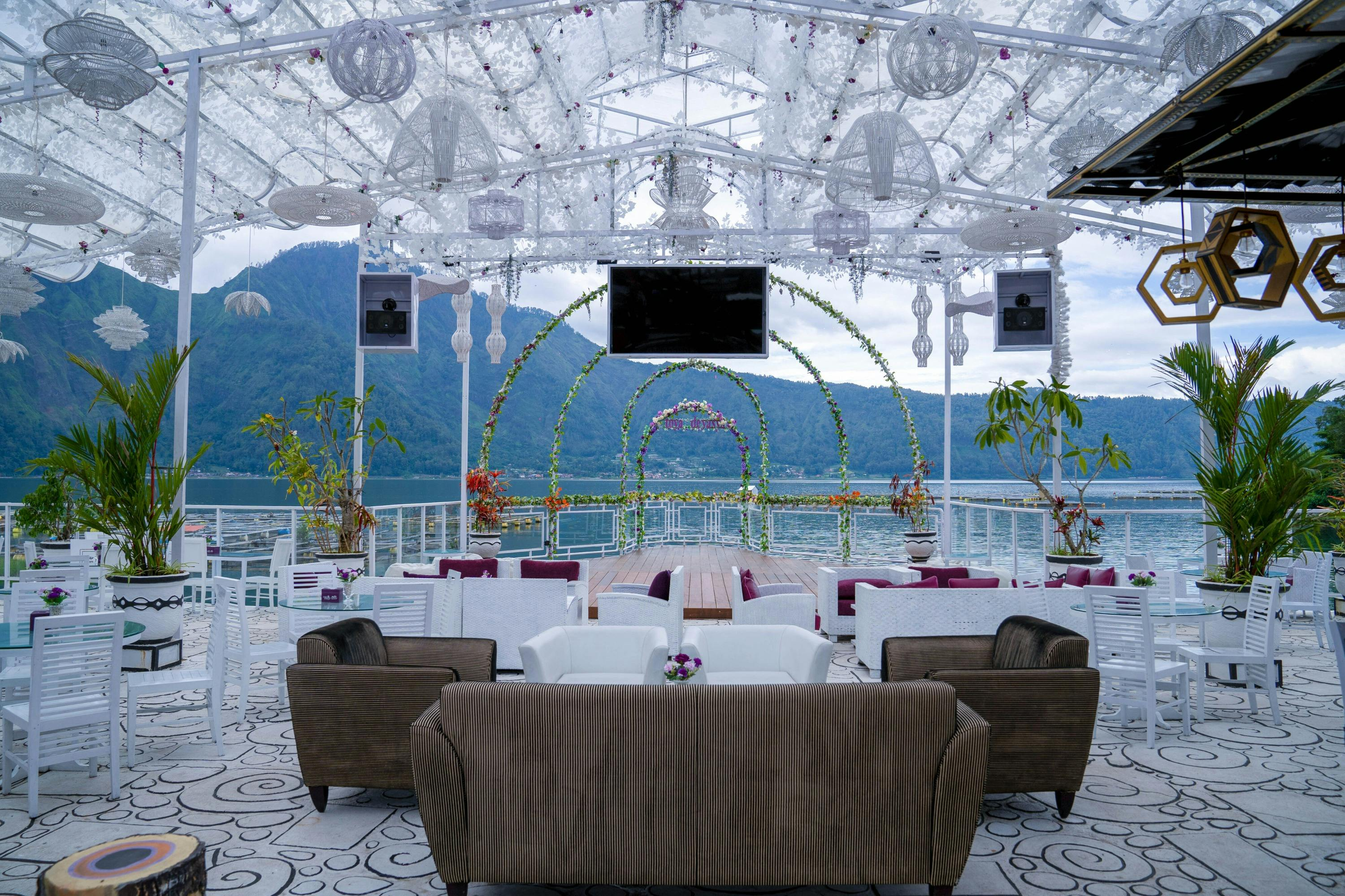 Toya Devasya Hot Spring Bali: Platinum Admission Ticket - Photo 1 of 9