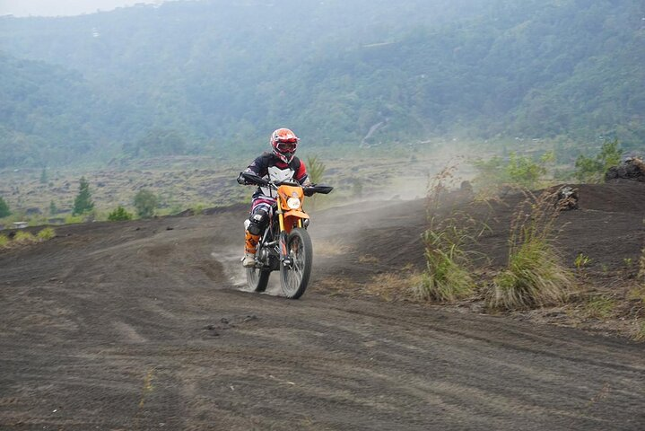 Ubud Dirtbike Tour Kawasaki KLX 150cc - Photo 1 of 6