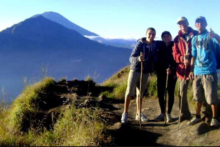 Batur volcano hiking sunrise