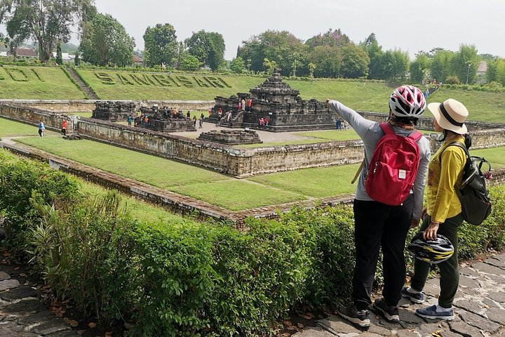 Yogyakarta Cycling Tour to Sambisari & Kedulan Temple  - Photo 1 of 10