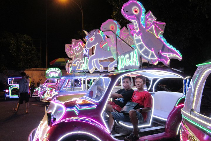 Yogyakarta Night Delight Walking Tour - Photo 1 of 4