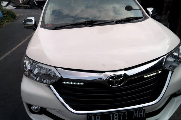 Explore the sights of Yogyakarta with ease in a comfortable vehicle. With an English-speaking driver discover hidden gems and local favorites while enjoying a personalized travel experience.
