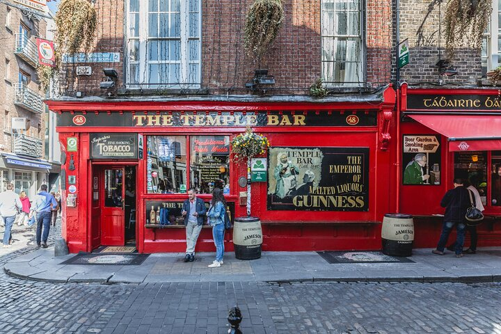 Dublin Historical Centre Food Tour with 7 Food Tastings & Drinks - Photo 1 of 20