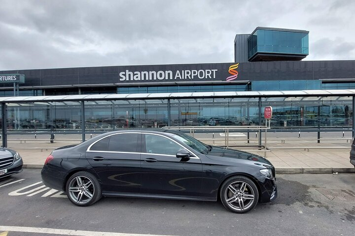 Killarney Park Hotel to Shannon Airport Premium Car Service - Photo 1 of 7