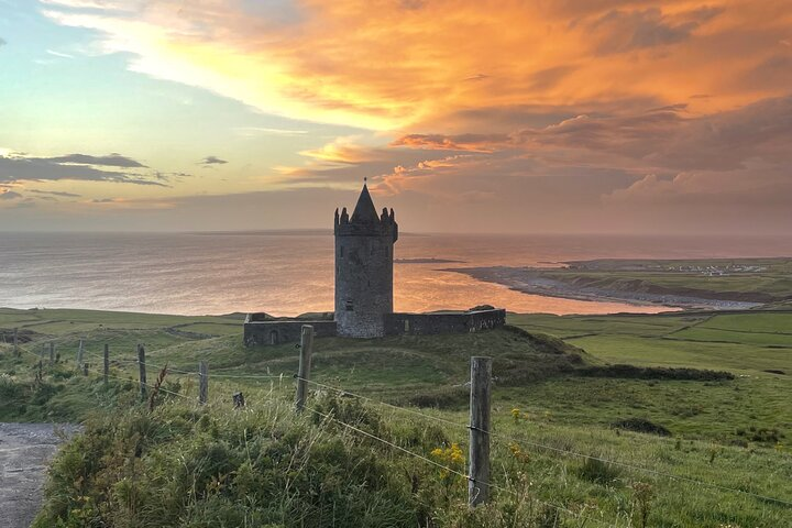 Sunset over Doolin harbour 