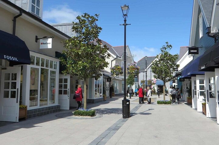 Private Shopping Tour from Dublin Hotels to Kildare Village - Photo 1 of 7
